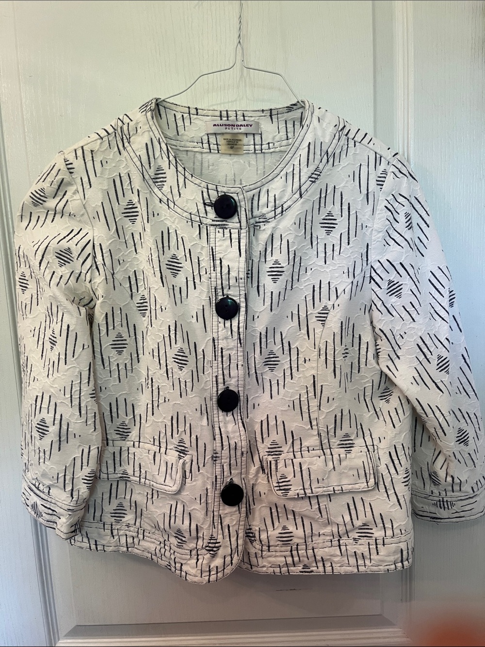 Alia Petite Vintage White Jacket with Black Geometric Motif